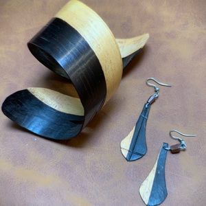 Wooden bangle and matching drop earrings